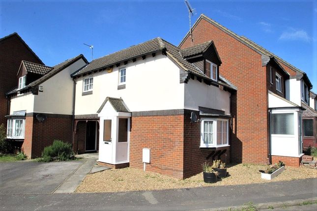1 bed terraced house to rent in Avenue Road, Winslow, Buckingham, Buckinghamshire MK18