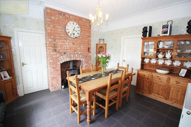 15 Spennithorne Road, Urmston photo 3