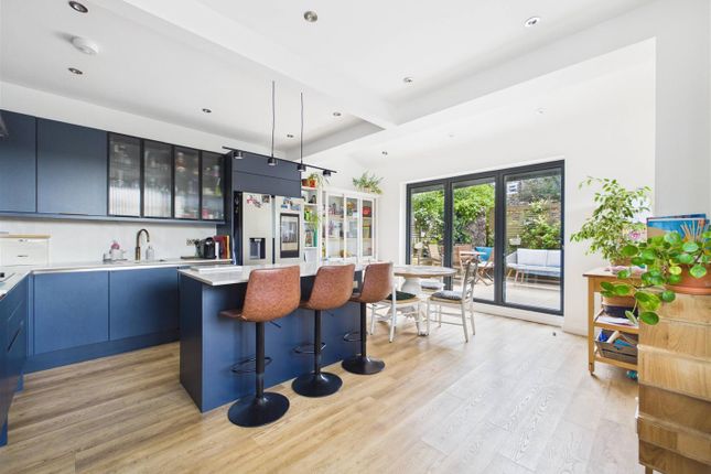 4, Rolleston Road, South Croydon photo 2