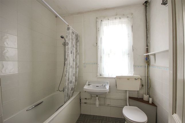 4, Bushmead Avenue, Bedfordshire photo 4