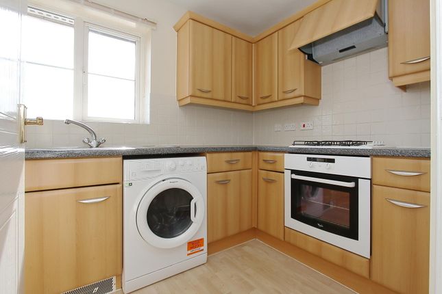 25, Colebrook Way, Andover photo 3