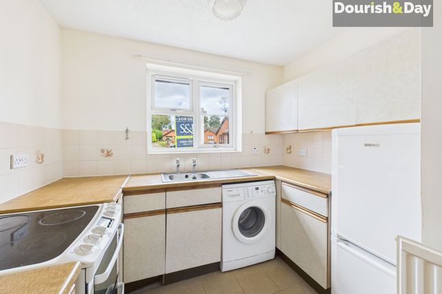 12 Goosefield Close, Market Drayton photo 3