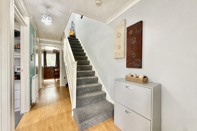 1, Afan Close, Barry photo 2