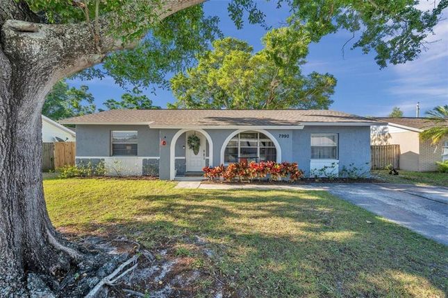 Thumbnail Property for sale in 7990 Aberdeen Circle, Largo, Florida, 33773, United States Of America