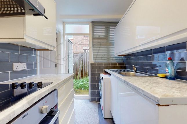 42  2 bed, Kenilworth Road, London photo 4