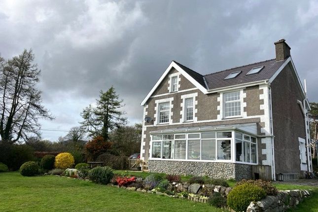 Detached house for sale in Pencaenewydd, Pwllheli, Gwynedd
