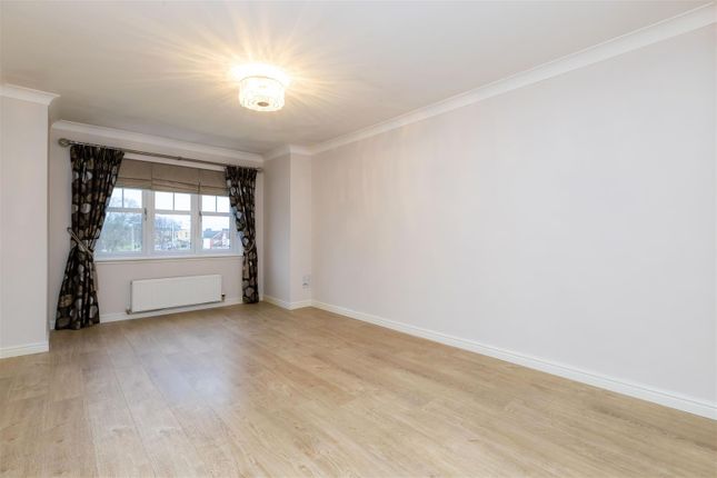 2-1 11, Bothlin Court, Glasgow photo 2