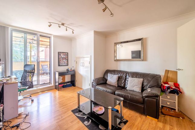 Thumbnail Flat to rent in North End Road, Barons Court, London