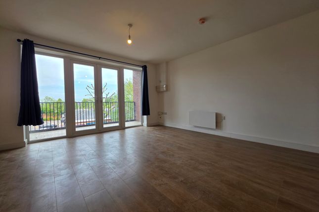 Flat 7, Bilston photo 3