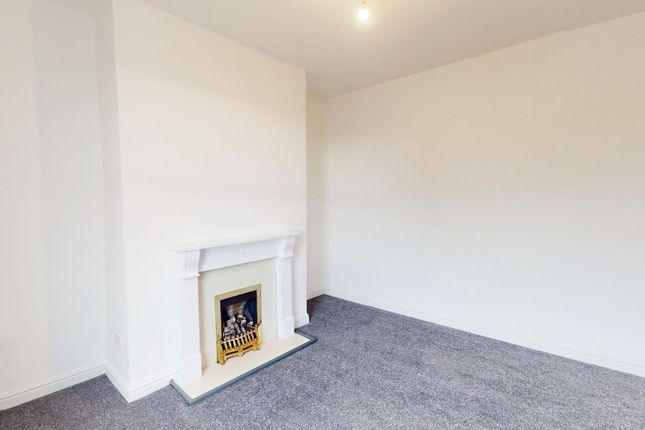 340 Chorley Road, Bolton photo 3