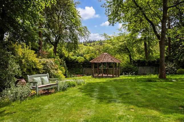 51, Wellhouse Road, Beech photo 2