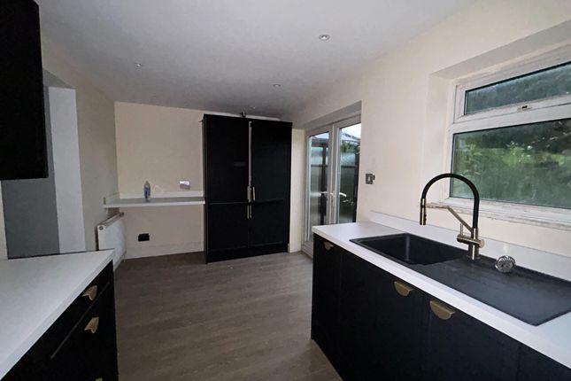6, Highland Road, Bolton photo 4