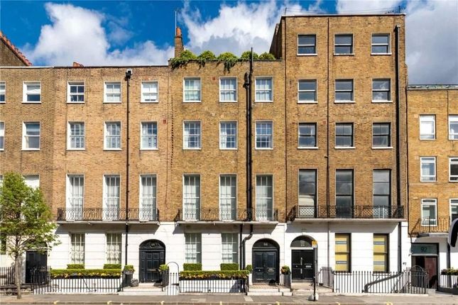 2-bed flat on 120 Crawford Street, London, £3,200/mo