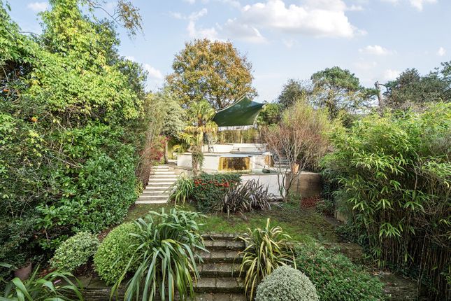 Struan House,, Leafy Grove, Keston photo 2