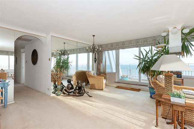 Flat 24, Marine Point, West Parade, Worthing photo 4