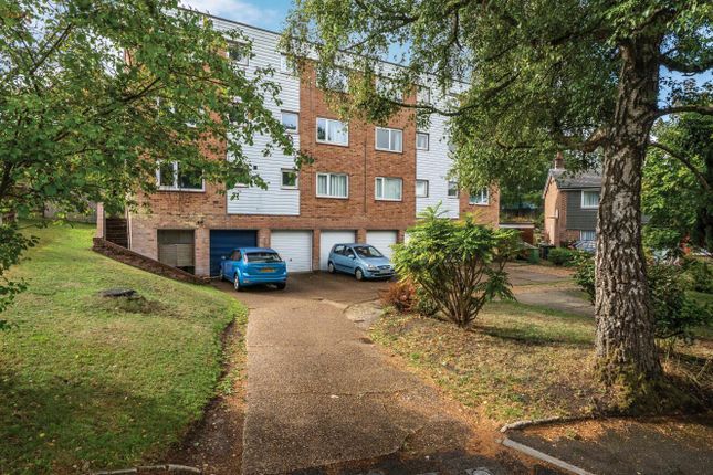 Ashdown Close 36 Front New.Jpg