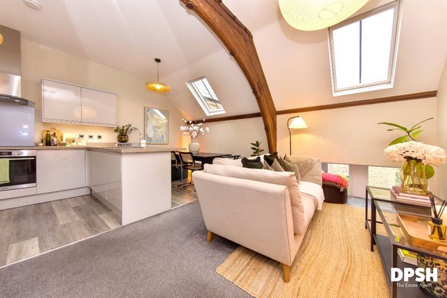 10 Priestley Manor, Peel Street, Leeds photo 4