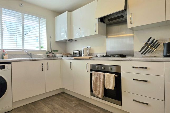23, Hall Green Drive, Coventry photo 4