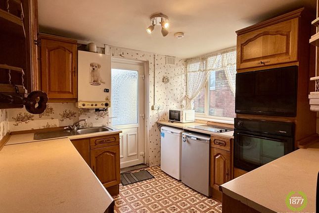32 Thwaites Road, Accrington photo 4