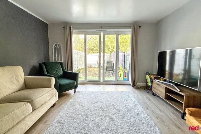 17, Alicia Crescent, Alicia Crescent photo 2