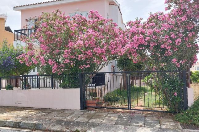 Thumbnail Property for sale in Anavargos, Paphos, Cyprus