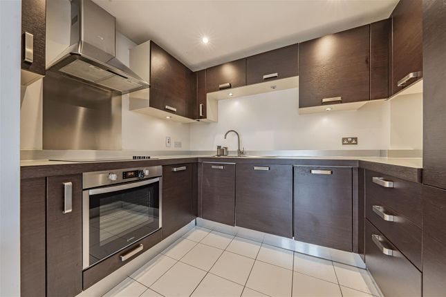 Bridgepoint Court, Flat 19, 125 Old Watford Road, St. Albans photo 4