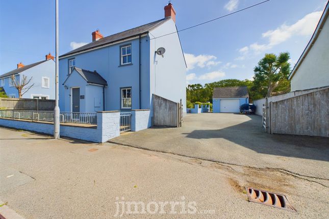 Thumbnail Detached house for sale in Dinas Cross, Newport