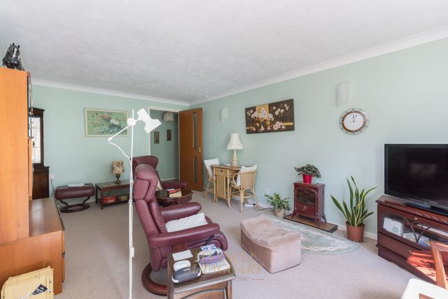 8 Great House Court Fairfield Road, East Grinstead photo 3