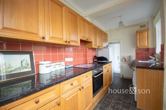 Ground Floor Flat, 1060 Wimborne Road, Bournemouth photo 5