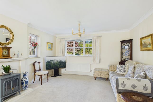 4, Larks Meadow, Sturminster Newton photo 3