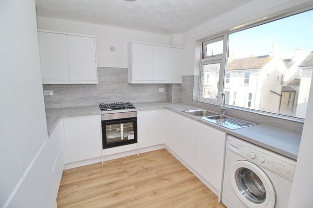 Flat for sale in Flat, Margaret Court, Lennox Road South, Southsea