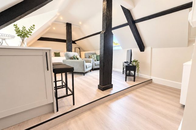 Studio flat on Flat 5, The Old Print House 18B,, Bridge Mews, Godalming, £1,050/mo