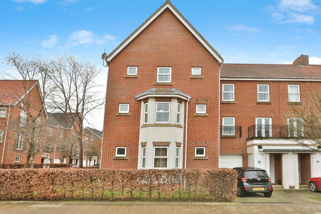 Thumbnail Flat for sale in Sarah West Close, Norwich