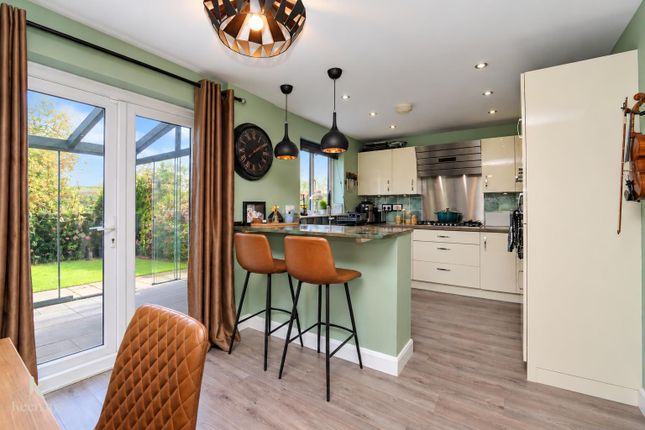 22, Ward Way, Rossendale photo 4