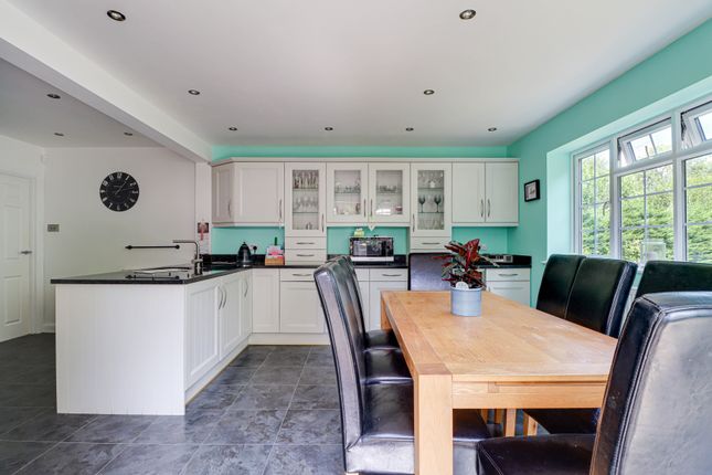 37, Oakwood Road, St. Albans photo 4