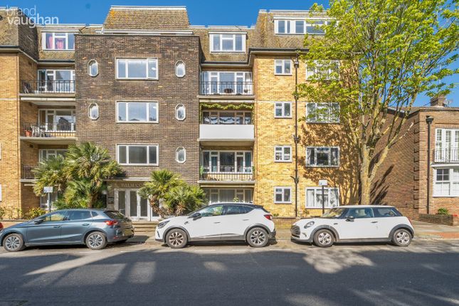 Thumbnail Flat to rent in Rochester Gardens, Hove, East Sussex