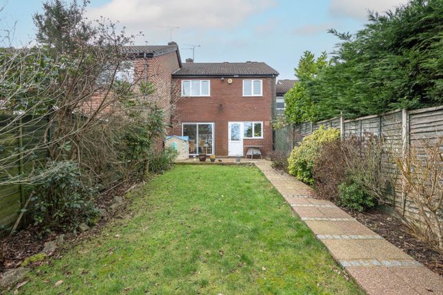 Property for sale in Nash Close, Elstree