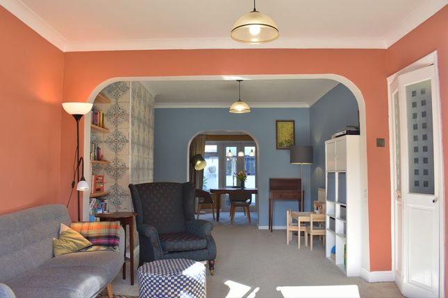 11, Clifton Crescent, Newark photo 2