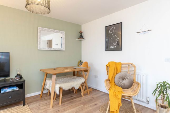 Terraced house for sale in 64 Greenwell Wynd, Edinburgh