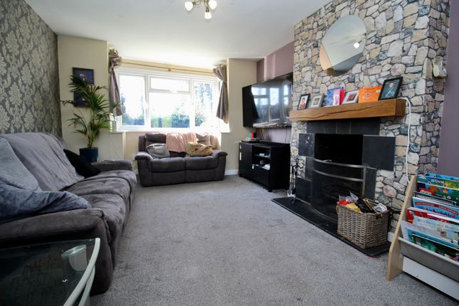 15 St. Margarets Lane, Fareham photo 3