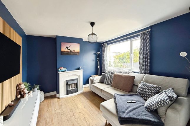 Worsley Road, Camberley photo 2