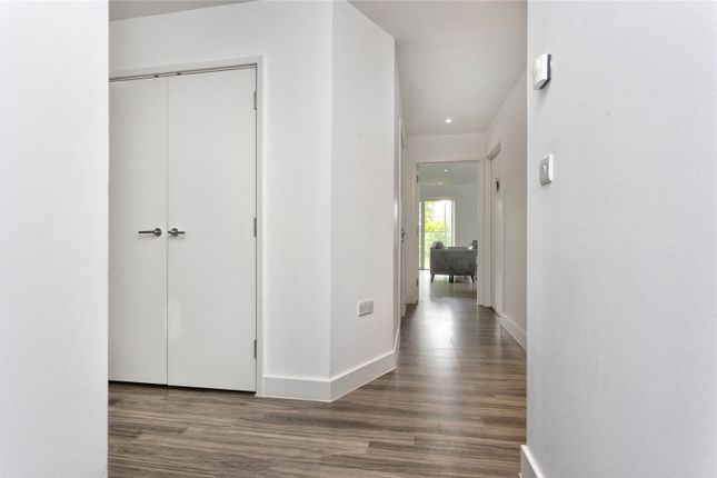 Flat for sale in Goldstone Crescent, Hove, East Sussex