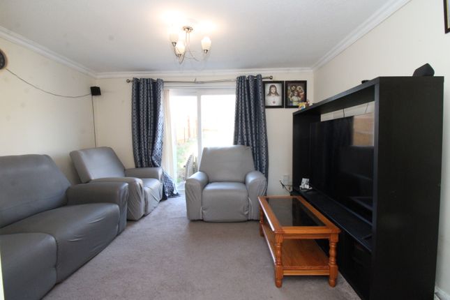 9a, Trefoil Close, Luton photo 5