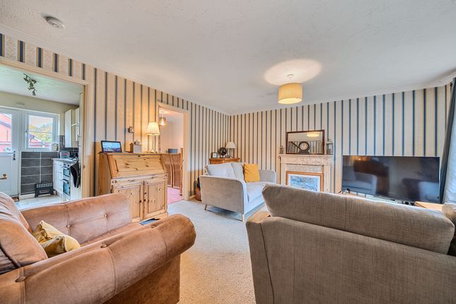 53 Willowside, Snodland photo 4