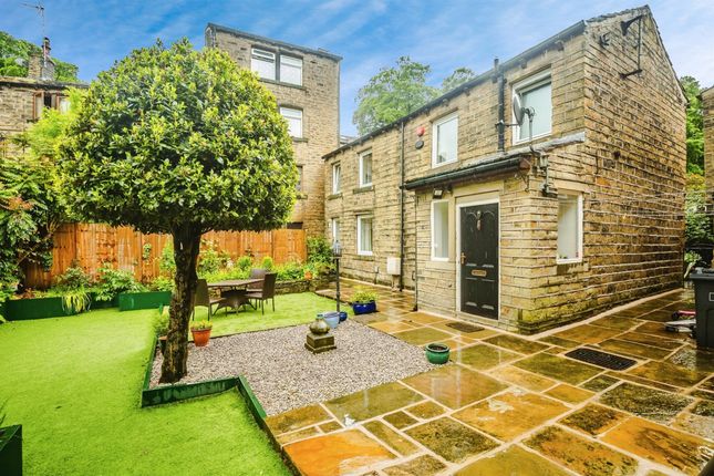 Thumbnail Detached house for sale in Thirstin Road, Honley, Holmfirth