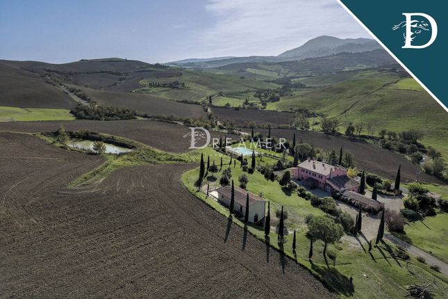 Thumbnail Villa for sale in Via Cassia, Castiglione D'orcia, Toscana
