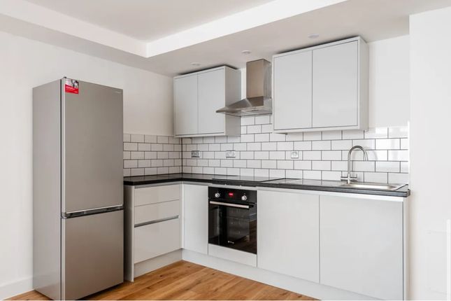 Thumbnail Flat to rent in Sclater Street, Shoreditch, London