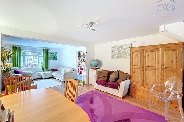 60 Townsend Road, Snodland photo 4
