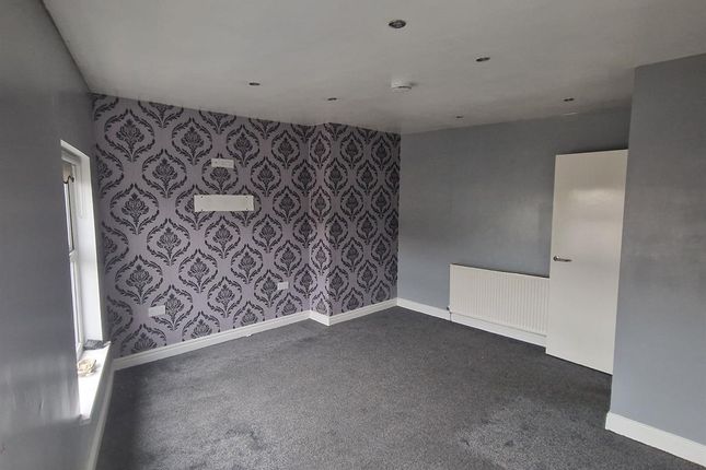 Flat to rent in Flat, County Road, Walton, Liverpool