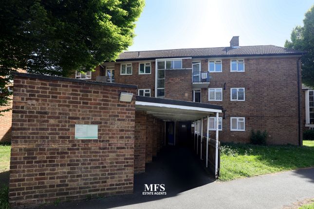 Flat for sale in Norwood Close, Southall